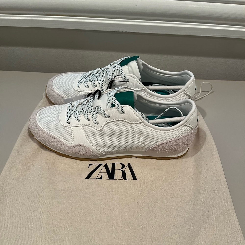 Zara Sneaker